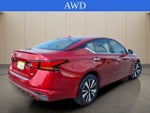 2022 Altima Thumbnail 6