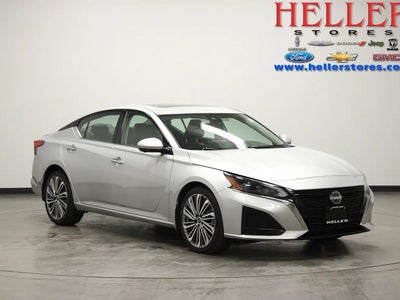 Photo of a 2023 Nissan Altima AWD 2.5 SL 4DR Sedan for sale