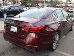 2025 Altima Thumbnail 6
