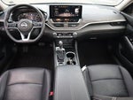 2025 Altima Thumbnail 14