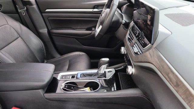 2025 Nissan Altima 2.5 SL