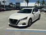 2019 Altima Thumbnail 2