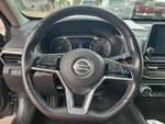 2022 Altima Thumbnail 21