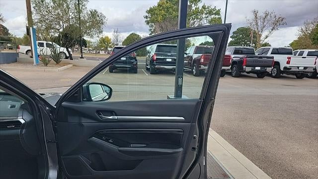 2022 Nissan Altima 2.5 SL