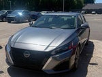2023 Altima Thumbnail 2