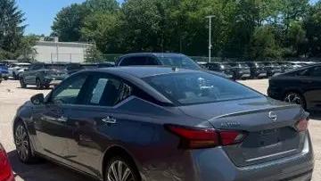 2023 Nissan Altima 2.5 SL