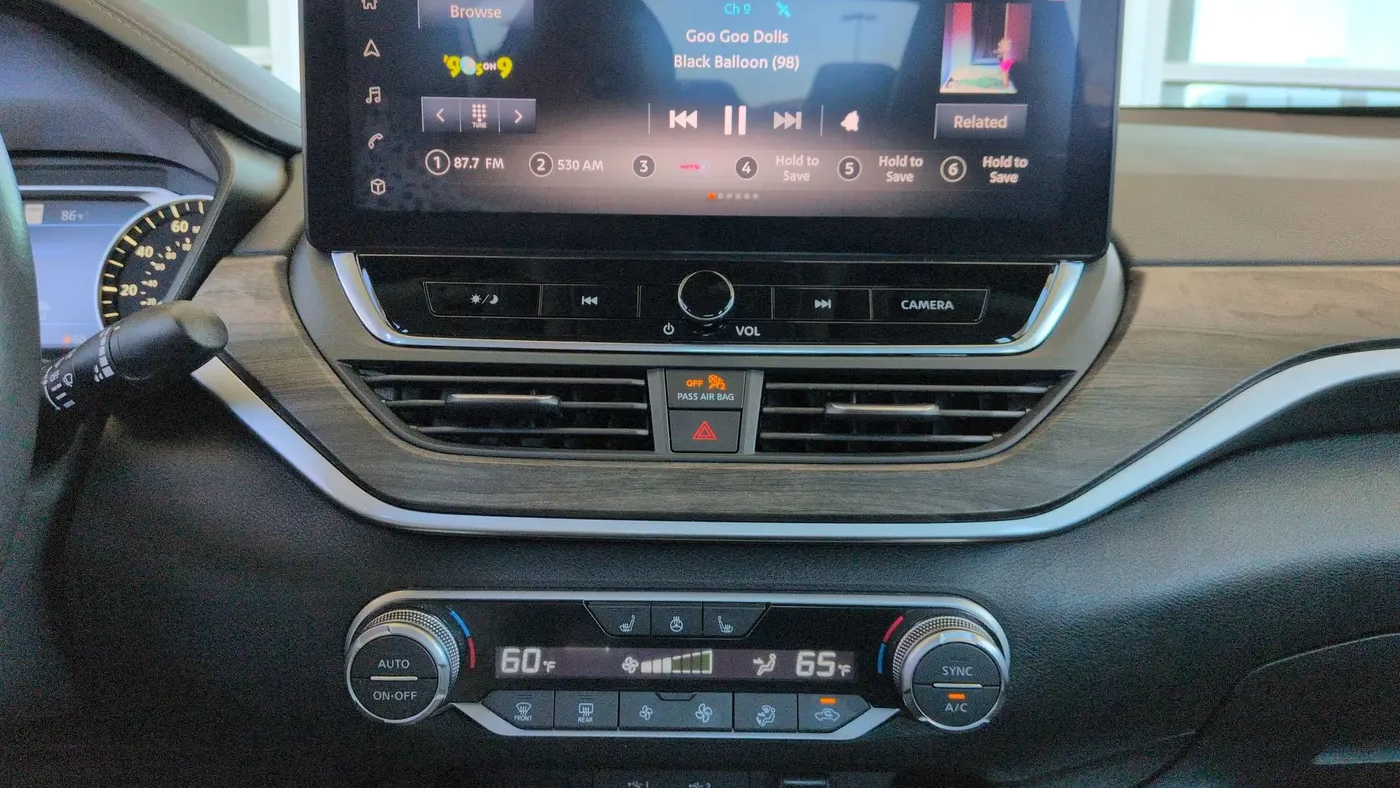 2024 Nissan Altima 2.5 SL