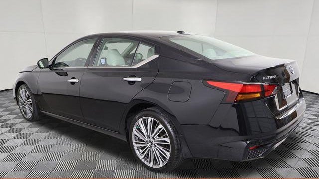 2025 Nissan Altima 2.5 SL