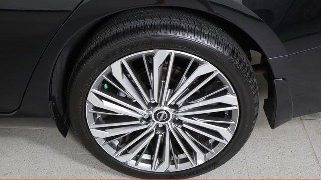 2025 Nissan Altima 2.5 SL