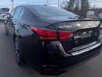 2022 Altima Thumbnail 9
