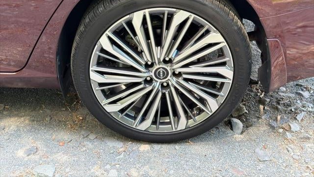 2024 Nissan Altima 2.5 SL