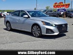 2023 Altima Thumbnail 1