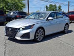 2023 Altima Thumbnail 3