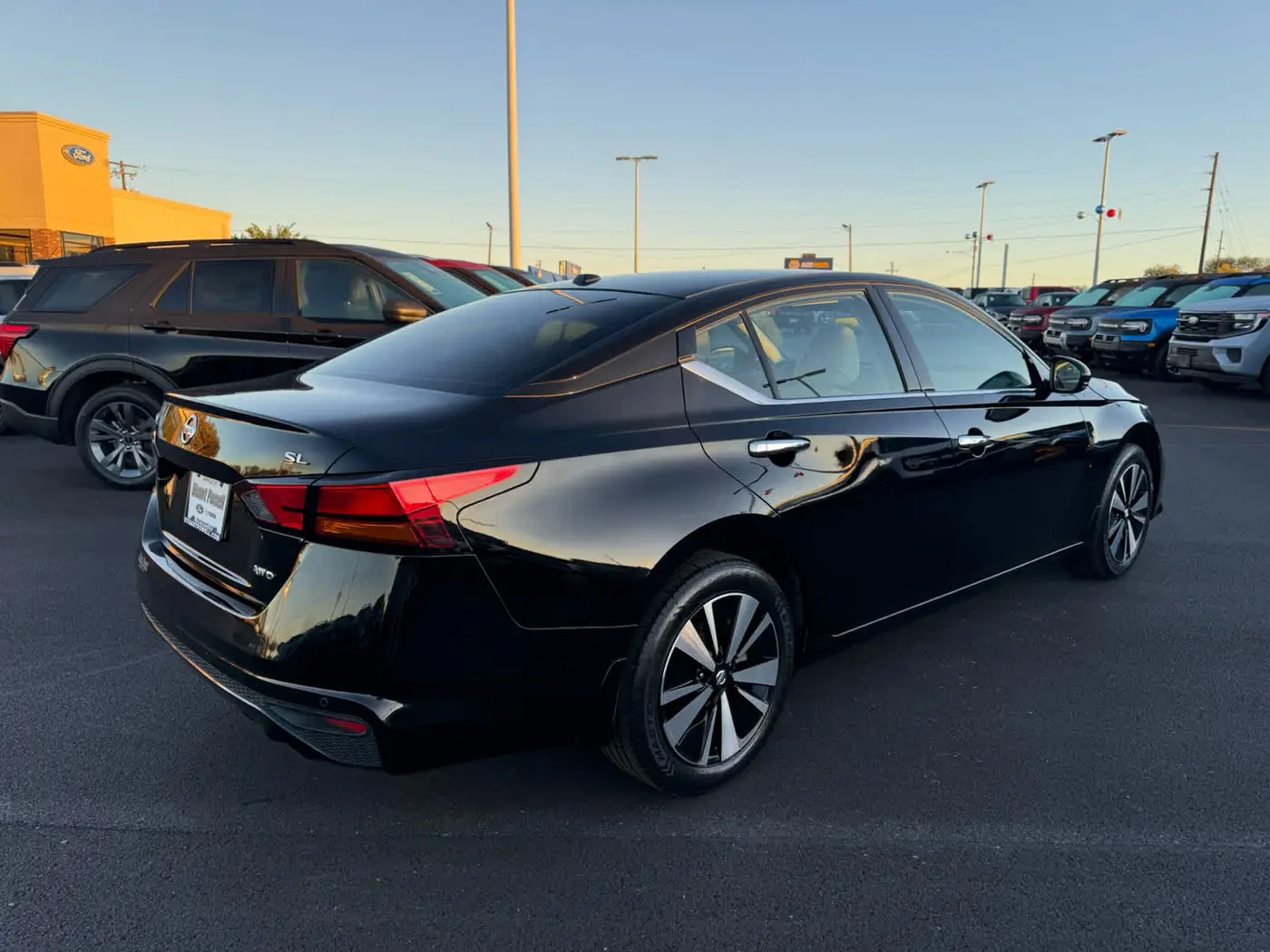 2019 Nissan Altima - $14,399
