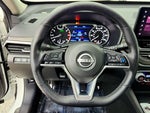 2023 Altima Thumbnail 16