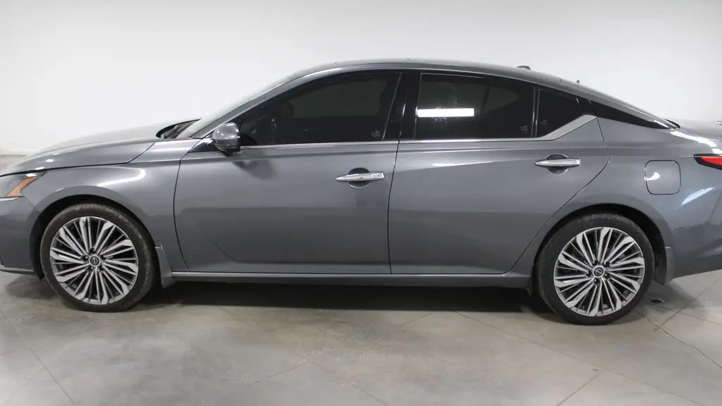 2024 Nissan Altima 2.5 SL