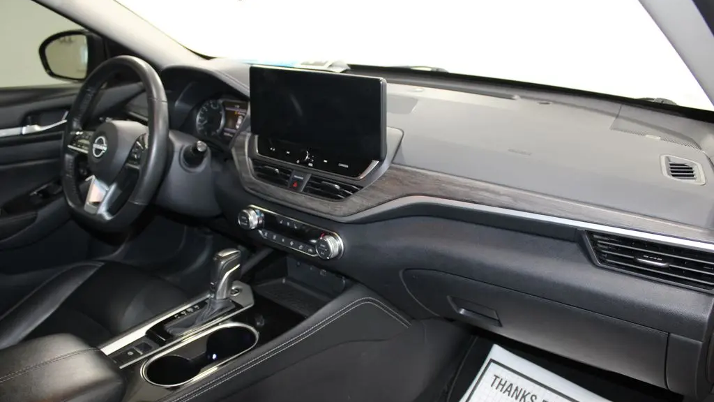 2024 Nissan Altima 2.5 SL