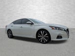 2019 Altima Thumbnail 1