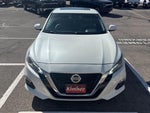2019 Altima Thumbnail 2