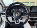 2019 Altima Thumbnail 17