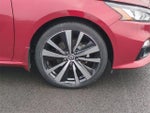 2021 Altima Thumbnail 23