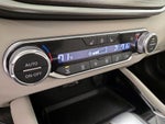 2021 Altima Thumbnail 16