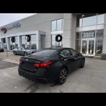 2020 Altima Thumbnail 2