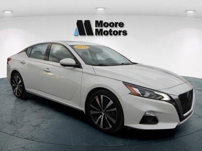 Photo of a 2022 Nissan Altima AWD 2.5 Platinum 4DR Sedan for sale