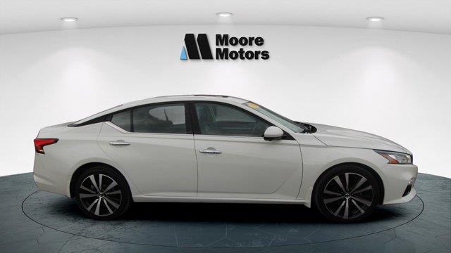 2022 Nissan Altima 2.5 Platinum