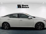 2022 Altima Thumbnail 2