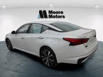2022 Altima Thumbnail 5