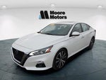 2022 Altima Thumbnail 7