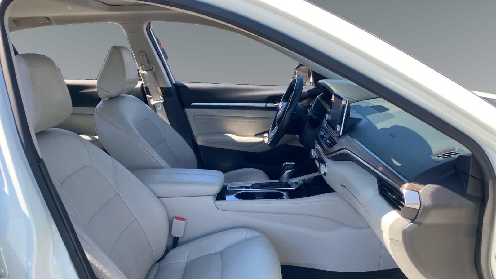 2022 Nissan Altima 2.5 Platinum