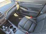 2021 Altima Thumbnail 15