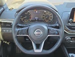 2021 Altima Thumbnail 18