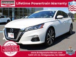 2022 Altima Thumbnail 1