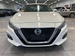 2019 Altima Thumbnail 16