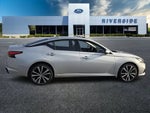 2021 Altima Thumbnail 8