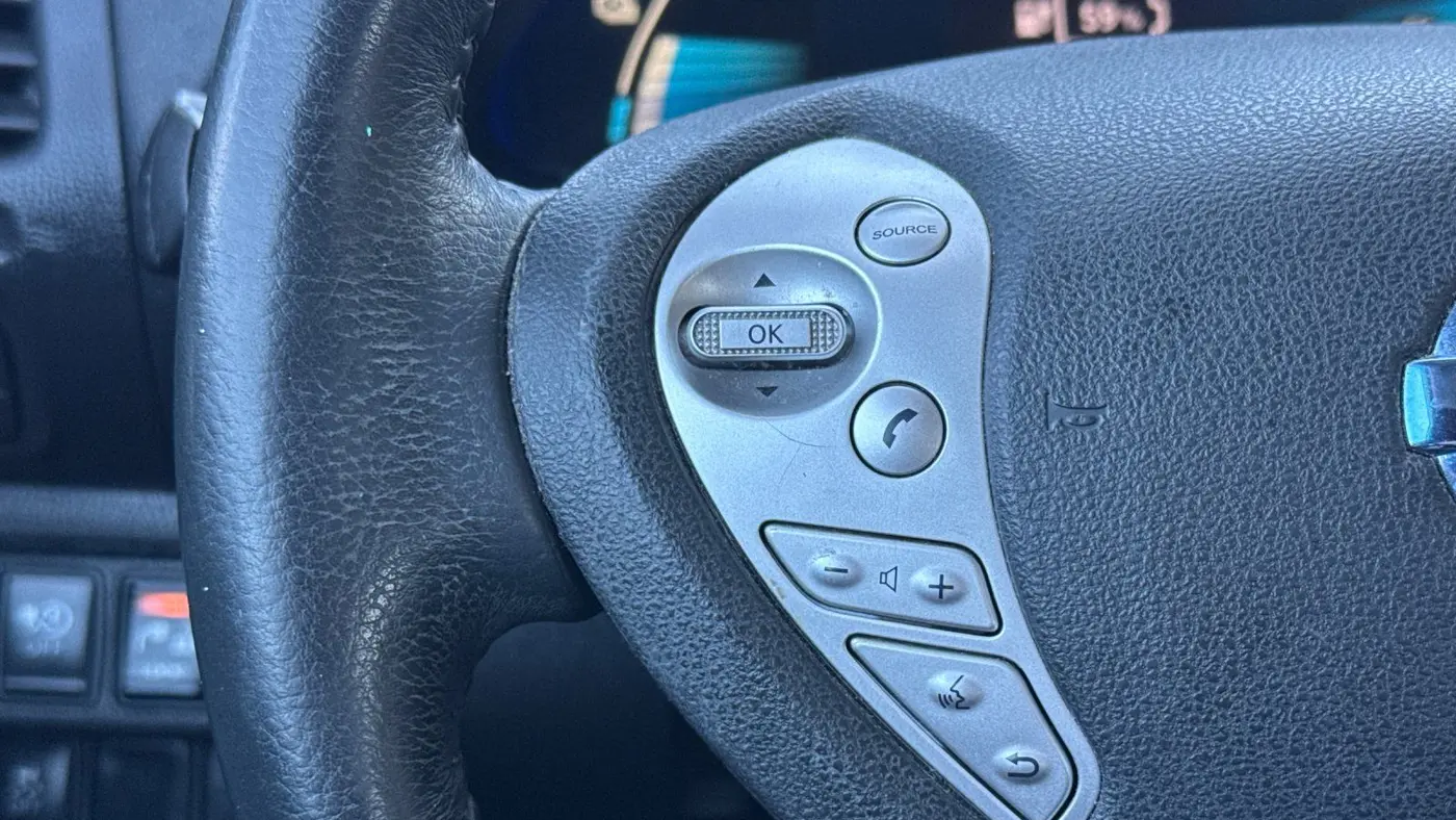 2016 Nissan LEAF S-30