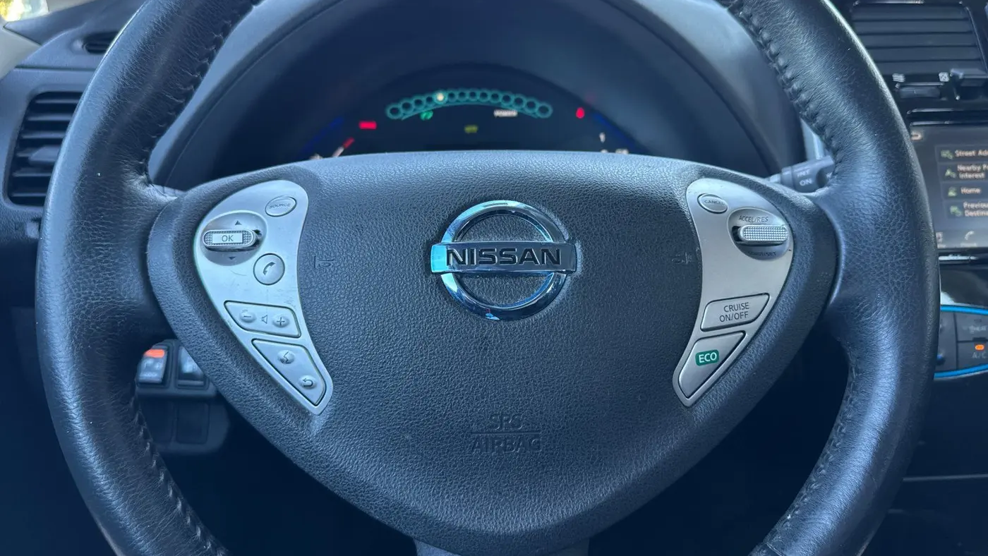 2016 Nissan LEAF S-30