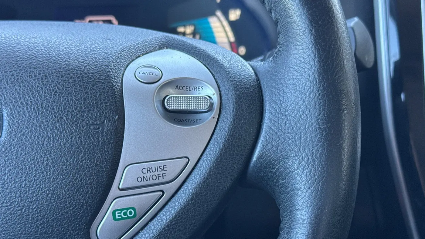 2016 Nissan LEAF S-30