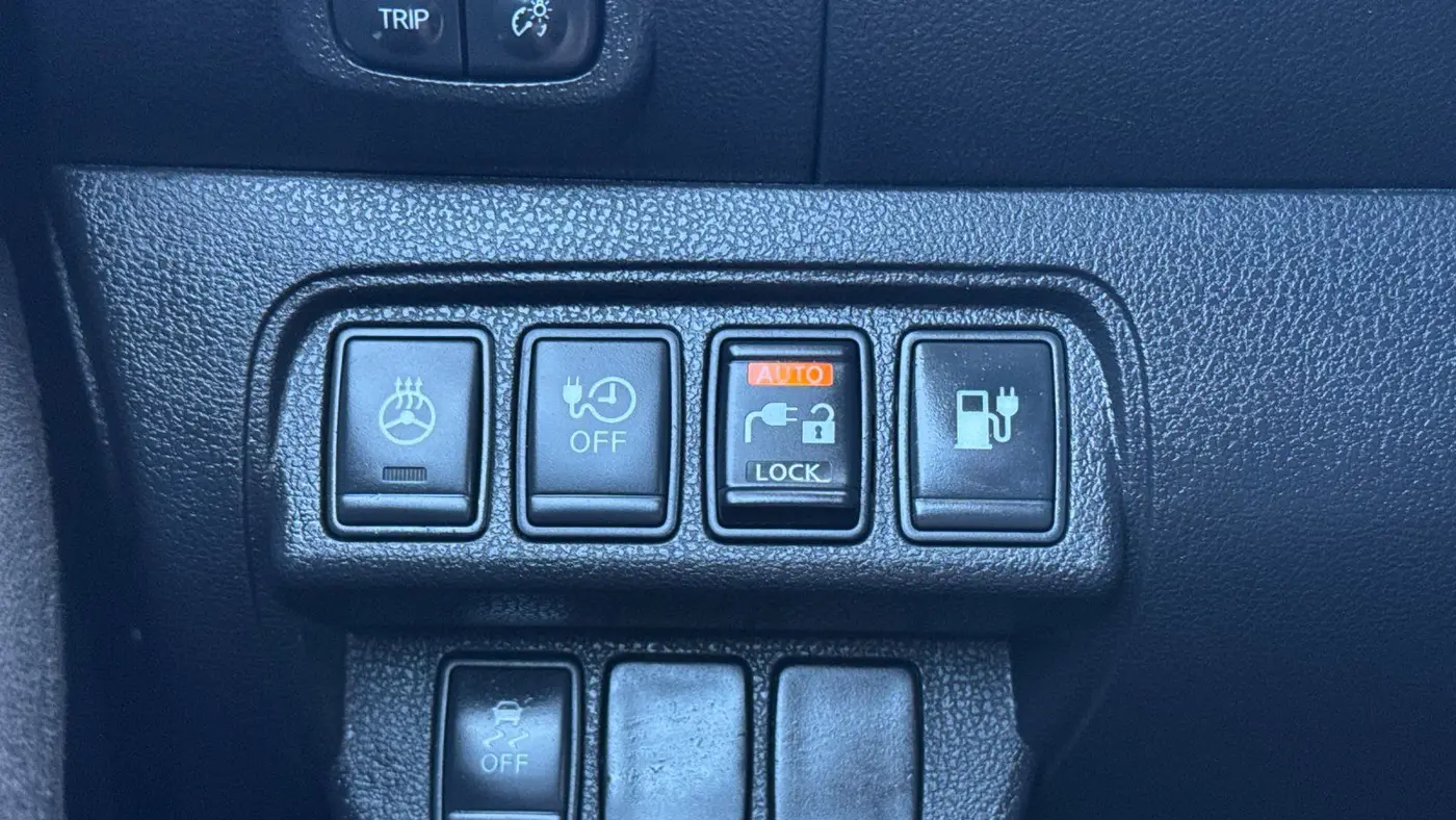 2016 Nissan LEAF S-30
