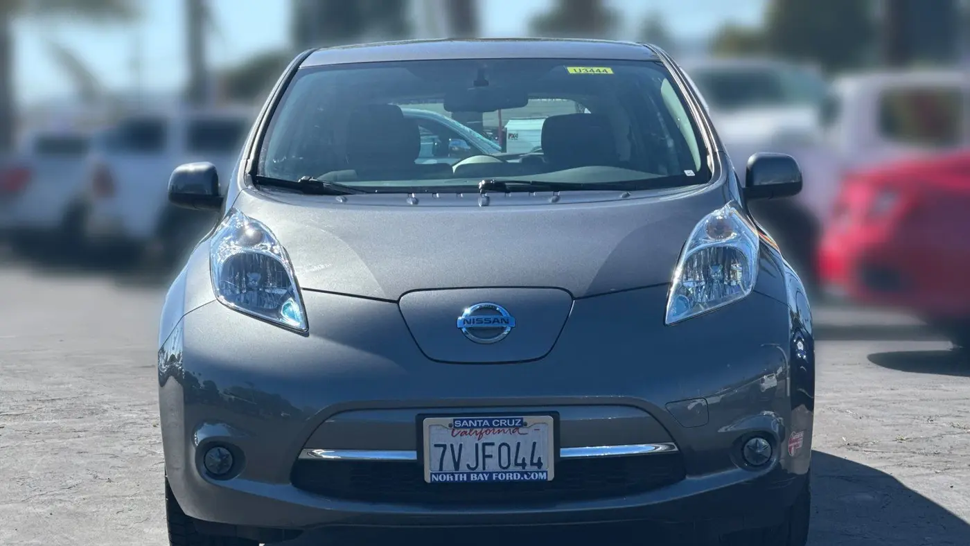 2016 Nissan LEAF S-30