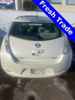 2017 Leaf Thumbnail 3