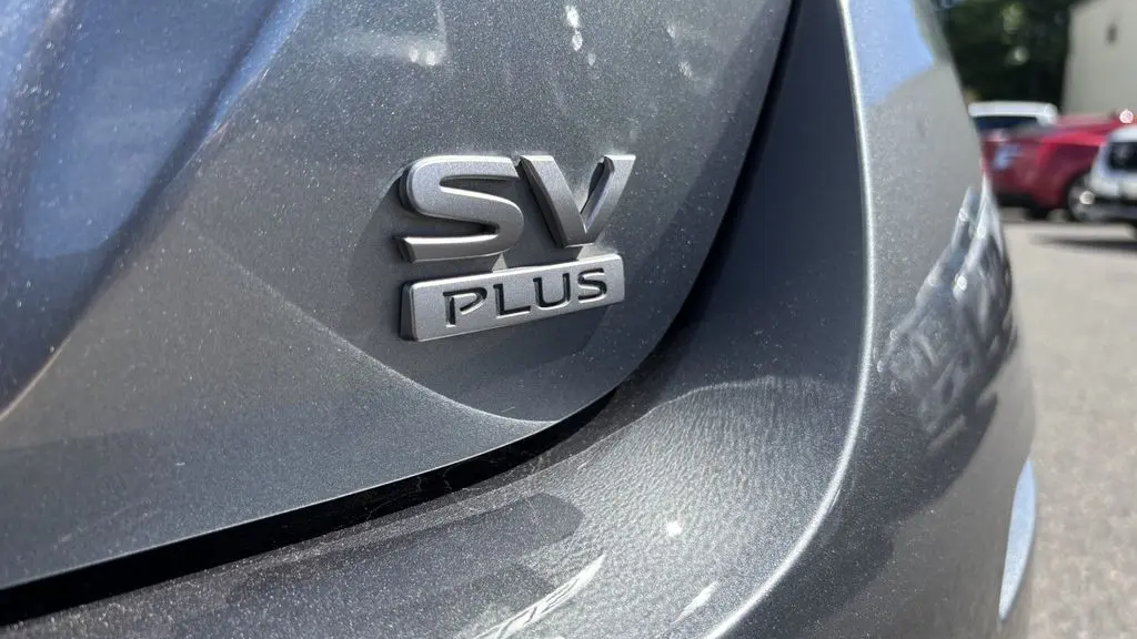 2024 Nissan LEAF SV PLUS