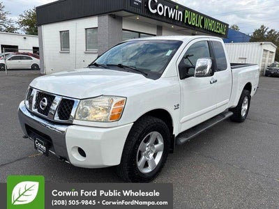 2004 Nissan Titan 4DR King Cab XE 4WD SB
