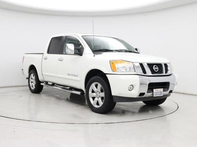 Photo of a 2015 Nissan Titan 4X4 SL 4DR Crew Cab SWB Pickup for sale