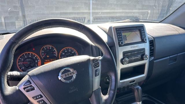 2014 Nissan Titan SV