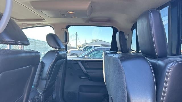 2014 Nissan Titan SV