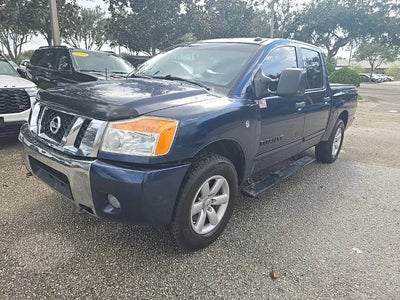 2011 Nissan Titan 4X4 SV 4DR Crew Cab SWB Pickup